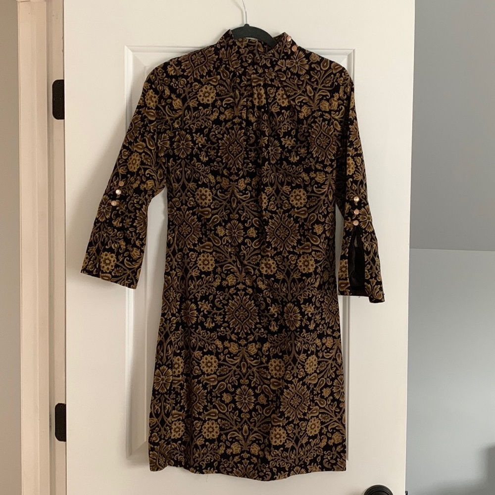 Mod 1960s floral carpet dress